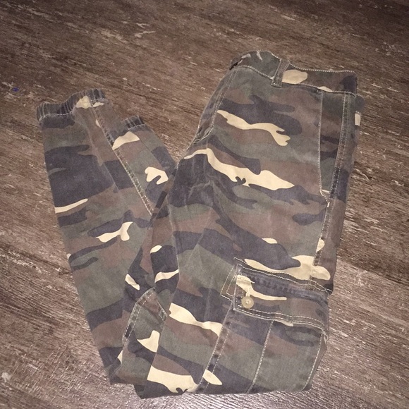 Empyre Pants - Army Colored Joggers